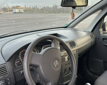 Сірий Опель Меріва, об'ємом двигуна 1.6 л та пробігом 205 тис. км за 4199 $, фото 7 на Automoto.ua