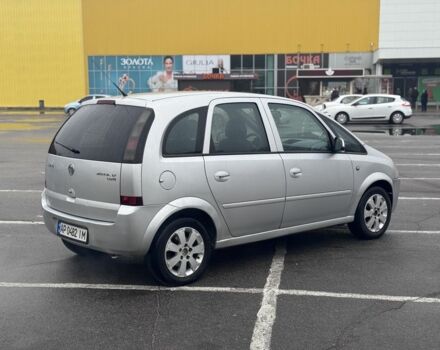 Серый Опель Мерива, объемом двигателя 1.7 л и пробегом 254 тыс. км за 3500 $, фото 3 на Automoto.ua