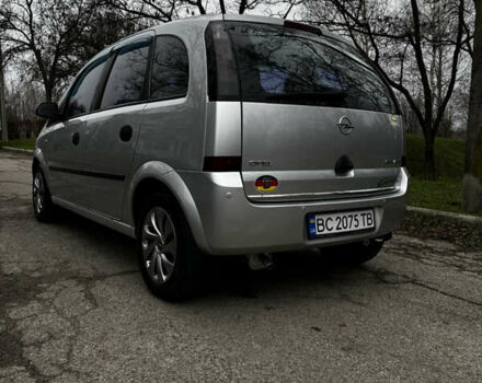 Сірий Опель Меріва, об'ємом двигуна 1.6 л та пробігом 260 тис. км за 4800 $, фото 5 на Automoto.ua