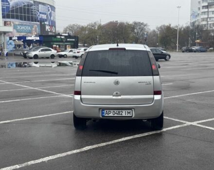 Серый Опель Мерива, объемом двигателя 1.7 л и пробегом 254 тыс. км за 3500 $, фото 5 на Automoto.ua