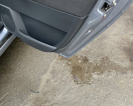 Серый Опель Мерива, объемом двигателя 1.8 л и пробегом 210 тыс. км за 3800 $, фото 23 на Automoto.ua