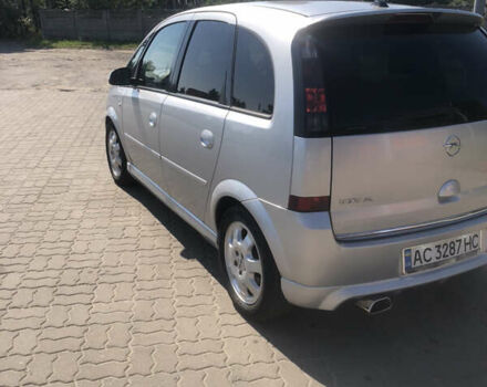 Серый Опель Мерива, объемом двигателя 1.6 л и пробегом 204 тыс. км за 4500 $, фото 3 на Automoto.ua