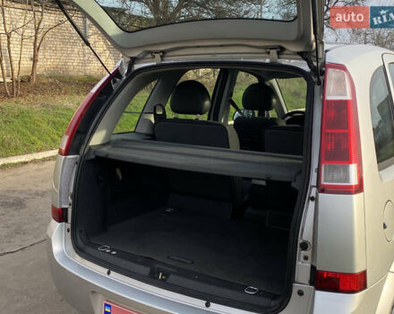 Серый Опель Мерива, объемом двигателя 1.6 л и пробегом 126 тыс. км за 4900 $, фото 6 на Automoto.ua