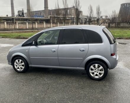 Серый Опель Мерива, объемом двигателя 1.8 л и пробегом 210 тыс. км за 3800 $, фото 9 на Automoto.ua