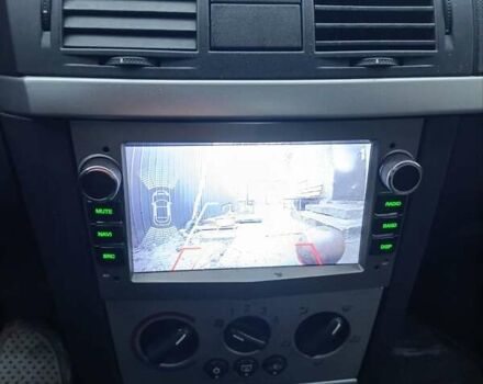 Серый Опель Мерива, объемом двигателя 1.6 л и пробегом 243 тыс. км за 4500 $, фото 11 на Automoto.ua