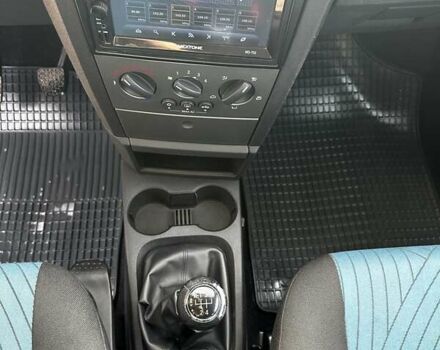 Серый Опель Мерива, объемом двигателя 1.36 л и пробегом 176 тыс. км за 3800 $, фото 10 на Automoto.ua