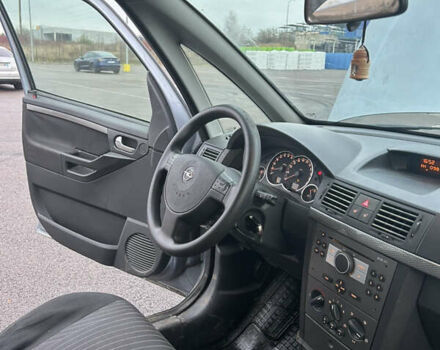 Сірий Опель Меріва, об'ємом двигуна 1.6 л та пробігом 205 тис. км за 4199 $, фото 11 на Automoto.ua