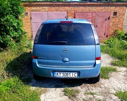 Серый Опель Мерива, объемом двигателя 1.4 л и пробегом 185 тыс. км за 3700 $, фото 4 на Automoto.ua