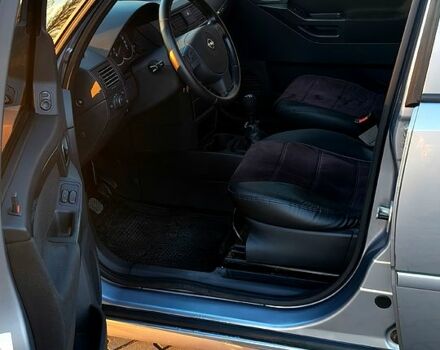 Сірий Опель Меріва, об'ємом двигуна 1.6 л та пробігом 298 тис. км за 4300 $, фото 5 на Automoto.ua