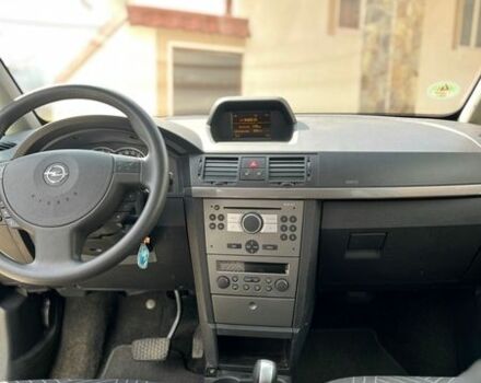 Серый Опель Мерива, объемом двигателя 1.6 л и пробегом 127 тыс. км за 5458 $, фото 16 на Automoto.ua