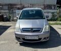 Серый Опель Мерива, объемом двигателя 1.25 л и пробегом 265 тыс. км за 3000 $, фото 1 на Automoto.ua