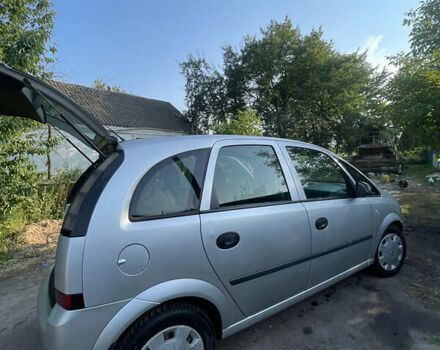 Сірий Опель Меріва, об'ємом двигуна 1.36 л та пробігом 294 тис. км за 4300 $, фото 5 на Automoto.ua