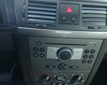 Сірий Опель Меріва, об'ємом двигуна 1.61 л та пробігом 193 тис. км за 4900 $, фото 17 на Automoto.ua