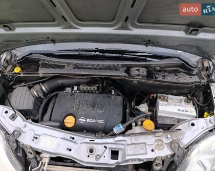 Сірий Опель Меріва, об'ємом двигуна 1.8 л та пробігом 330 тис. км за 3600 $, фото 4 на Automoto.ua