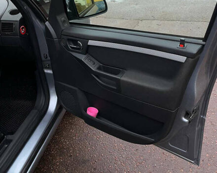 Сірий Опель Меріва, об'ємом двигуна 1.6 л та пробігом 180 тис. км за 5500 $, фото 10 на Automoto.ua