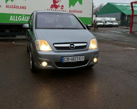 Сірий Опель Меріва, об'ємом двигуна 1.6 л та пробігом 180 тис. км за 5500 $, фото 1 на Automoto.ua