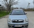 Сірий Опель Меріва, об'ємом двигуна 1.6 л та пробігом 198 тис. км за 5400 $, фото 1 на Automoto.ua