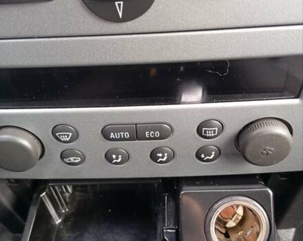 Серый Опель Мерива, объемом двигателя 1.6 л и пробегом 198 тыс. км за 6350 $, фото 53 на Automoto.ua