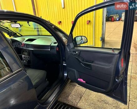 Серый Опель Мерива, объемом двигателя 1.6 л и пробегом 101 тыс. км за 6200 $, фото 17 на Automoto.ua