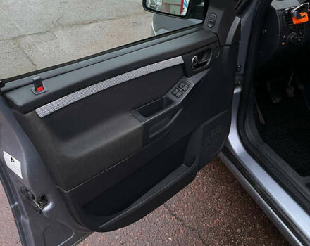 Сірий Опель Меріва, об'ємом двигуна 1.6 л та пробігом 180 тис. км за 5500 $, фото 14 на Automoto.ua