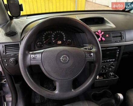 Серый Опель Мерива, объемом двигателя 1.6 л и пробегом 101 тыс. км за 6200 $, фото 21 на Automoto.ua