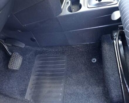 Сірий Опель Меріва, об'ємом двигуна 1.61 л та пробігом 193 тис. км за 4900 $, фото 21 на Automoto.ua