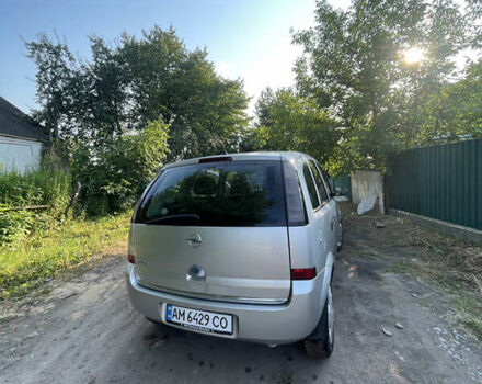 Сірий Опель Меріва, об'ємом двигуна 1.36 л та пробігом 294 тис. км за 4300 $, фото 4 на Automoto.ua