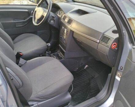 Сірий Опель Меріва, об'ємом двигуна 1.6 л та пробігом 230 тис. км за 4700 $, фото 2 на Automoto.ua