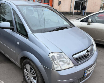 Серый Опель Мерива, объемом двигателя 1.6 л и пробегом 223 тыс. км за 3800 $, фото 2 на Automoto.ua