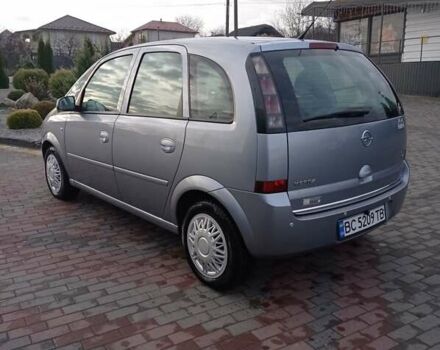 Сірий Опель Меріва, об'ємом двигуна 1.61 л та пробігом 193 тис. км за 4900 $, фото 4 на Automoto.ua