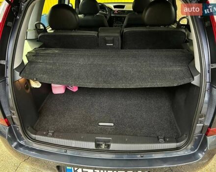 Серый Опель Мерива, объемом двигателя 1.6 л и пробегом 101 тыс. км за 6200 $, фото 25 на Automoto.ua