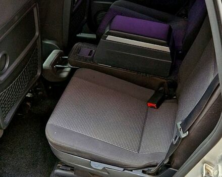 Серый Опель Мерива, объемом двигателя 1.6 л и пробегом 183 тыс. км за 3600 $, фото 9 на Automoto.ua