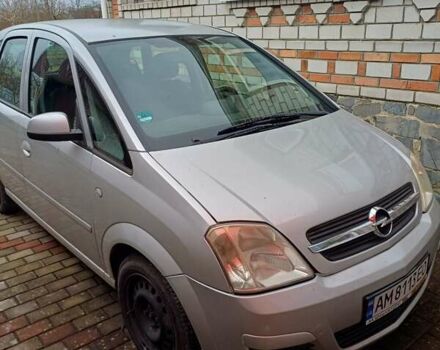 Серый Опель Мерива, объемом двигателя 1.6 л и пробегом 131 тыс. км за 4000 $, фото 3 на Automoto.ua