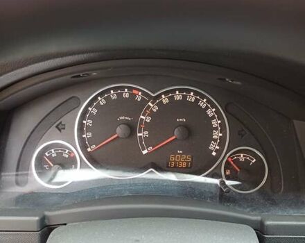 Серый Опель Мерива, объемом двигателя 1.6 л и пробегом 131 тыс. км за 4000 $, фото 1 на Automoto.ua