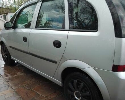 Серый Опель Мерива, объемом двигателя 1.6 л и пробегом 204 тыс. км за 2500 $, фото 2 на Automoto.ua