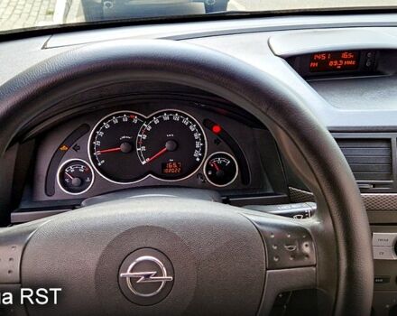 Серый Опель Мерива, объемом двигателя 1.6 л и пробегом 183 тыс. км за 3600 $, фото 12 на Automoto.ua