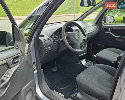 Серый Опель Мерива, объемом двигателя 1.6 л и пробегом 209 тыс. км за 3999 $, фото 21 на Automoto.ua