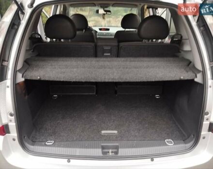 Сірий Опель Меріва, об'ємом двигуна 1.4 л та пробігом 173 тис. км за 5100 $, фото 14 на Automoto.ua