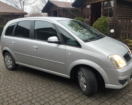 Серый Опель Мерива, объемом двигателя 1.4 л и пробегом 173 тыс. км за 5150 $, фото 2 на Automoto.ua