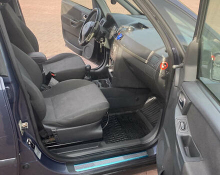 Серый Опель Мерива, объемом двигателя 1.36 л и пробегом 196 тыс. км за 2899 $, фото 11 на Automoto.ua