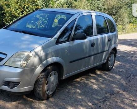 Серый Опель Мерива, объемом двигателя 1.69 л и пробегом 210 тыс. км за 4800 $, фото 3 на Automoto.ua