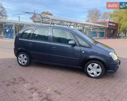 Серый Опель Мерива, объемом двигателя 1.36 л и пробегом 196 тыс. км за 2899 $, фото 1 на Automoto.ua