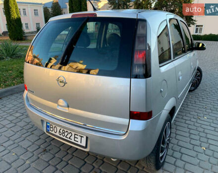 Серый Опель Мерива, объемом двигателя 1.6 л и пробегом 270 тыс. км за 4999 $, фото 7 на Automoto.ua