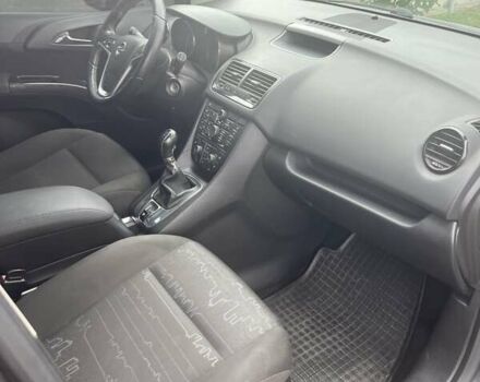 Серый Опель Мерива, объемом двигателя 1.25 л и пробегом 258 тыс. км за 5500 $, фото 2 на Automoto.ua