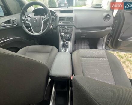 Серый Опель Мерива, объемом двигателя 1.25 л и пробегом 258 тыс. км за 5500 $, фото 8 на Automoto.ua