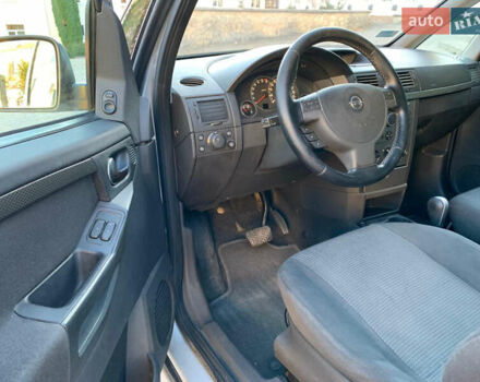 Серый Опель Мерива, объемом двигателя 1.6 л и пробегом 270 тыс. км за 4999 $, фото 22 на Automoto.ua