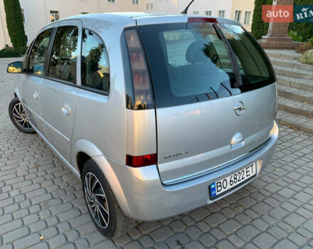 Серый Опель Мерива, объемом двигателя 1.6 л и пробегом 270 тыс. км за 4999 $, фото 5 на Automoto.ua