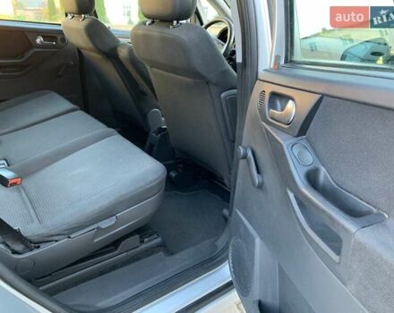 Сірий Опель Меріва, об'ємом двигуна 1.6 л та пробігом 270 тис. км за 5100 $, фото 32 на Automoto.ua