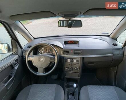 Сірий Опель Меріва, об'ємом двигуна 1.6 л та пробігом 270 тис. км за 5100 $, фото 31 на Automoto.ua