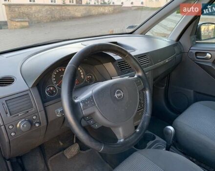 Сірий Опель Меріва, об'ємом двигуна 1.6 л та пробігом 270 тис. км за 5100 $, фото 20 на Automoto.ua